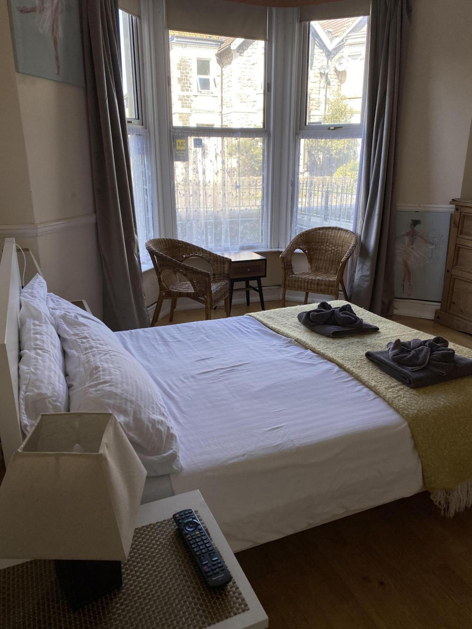 Parasol Weston Guest House Habitación foto