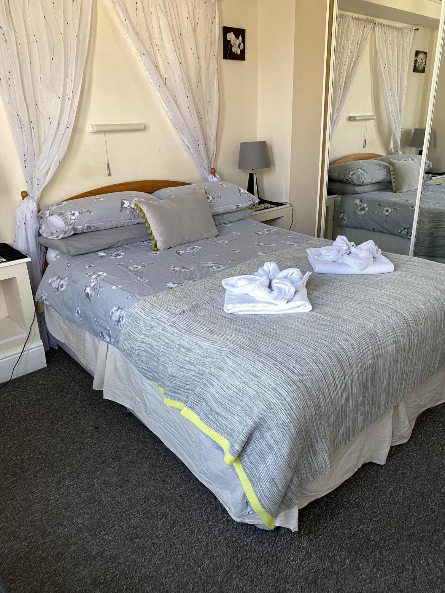 Parasol Weston Guest House Habitación foto